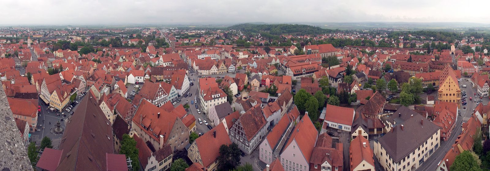 Stadtansicht vom Daniel in Nördlingen — Hörzentrum Offenbecher ist Ihr Hörakustiker für Nördlingen
